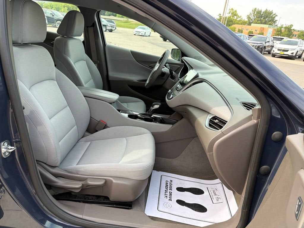 2025 Chevrolet Malibu 1LT