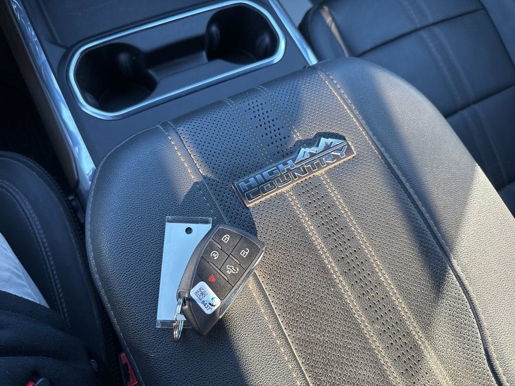 2024 Chevrolet Silverado 3500 HD High Country