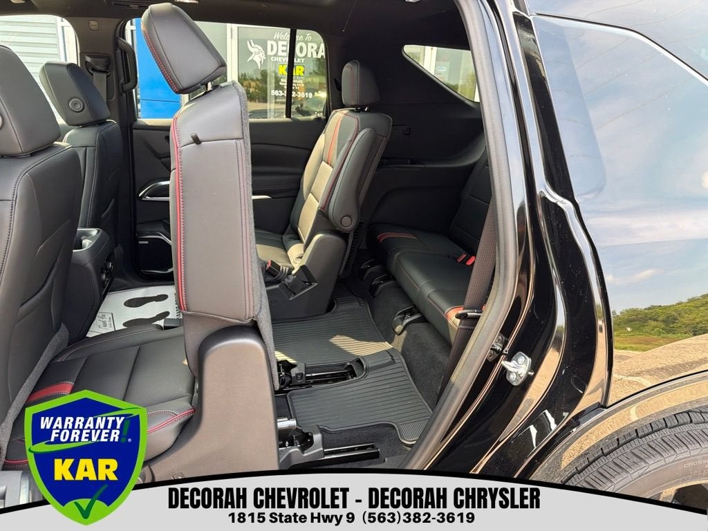 2027 Chevrolet Traverse RS