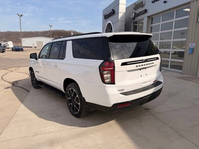 2023 Chevrolet Suburban RST