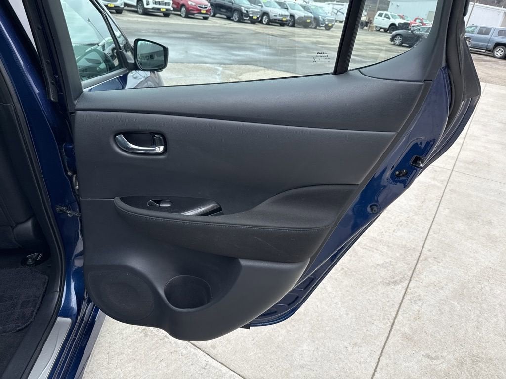 2024 Nissan LEAF SV PLUS