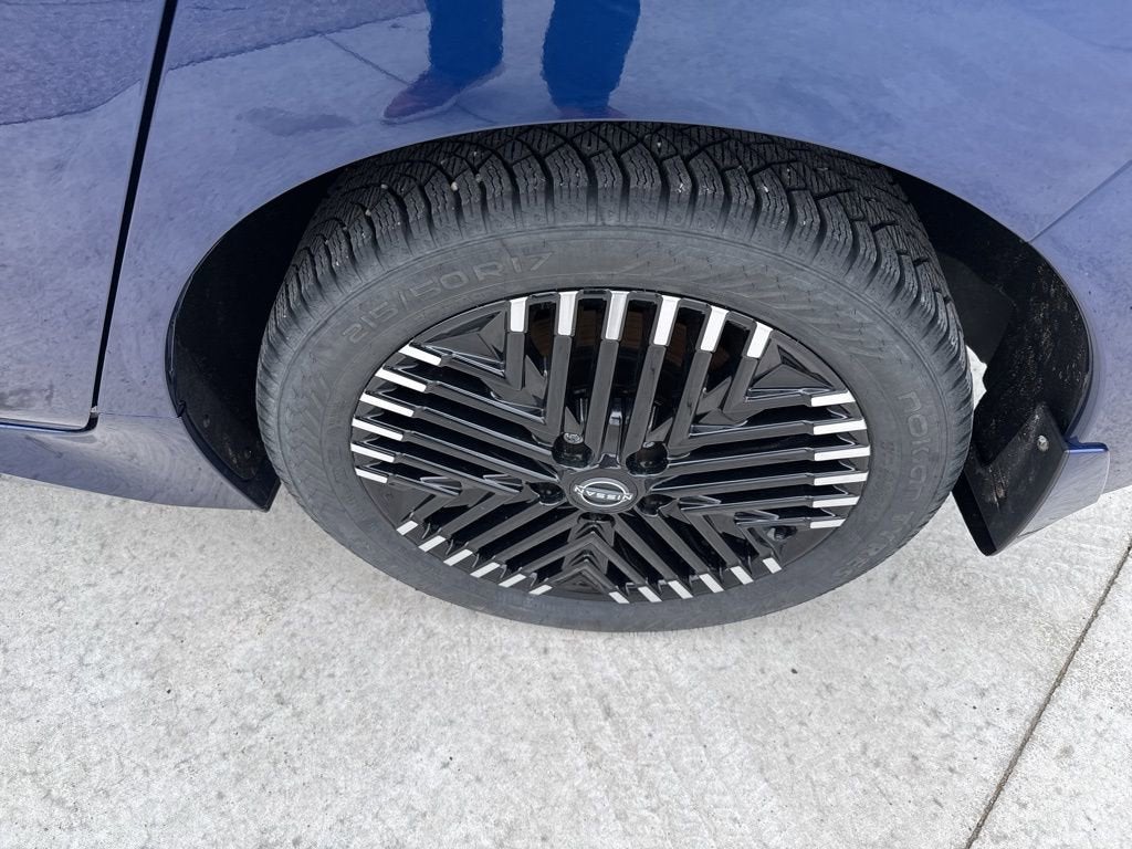 2024 Nissan LEAF SV PLUS