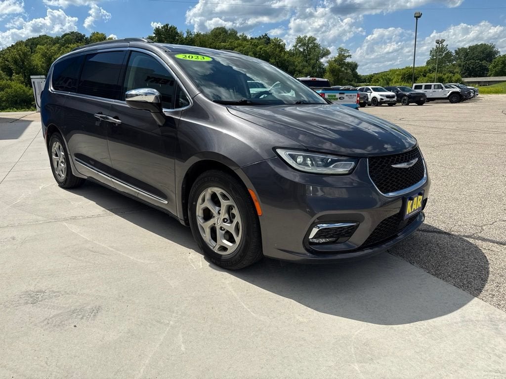 2023 Chrysler Pacifica Limited