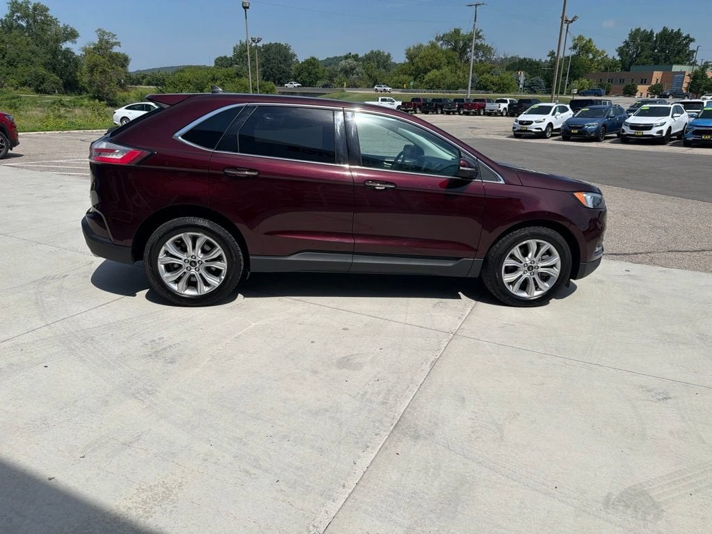2024 Ford Edge Titanium