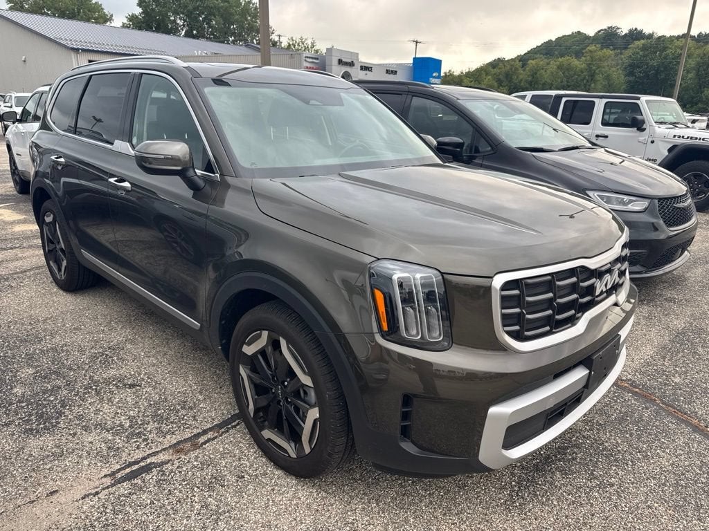 2025 Kia Telluride S
