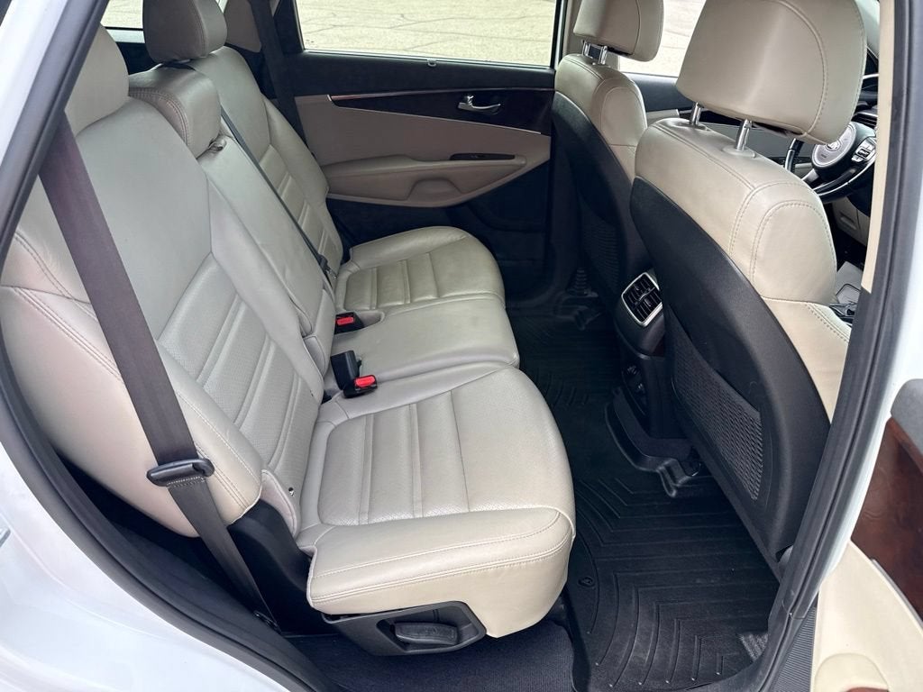 2017 Kia Sorento EX V6